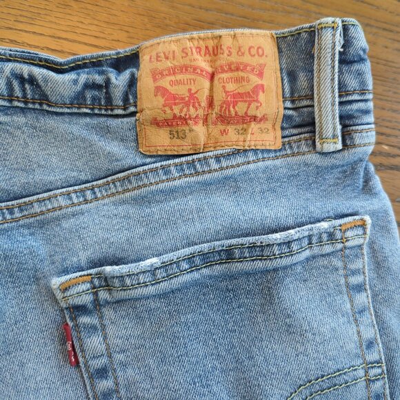 Levi's 513 Cutoff Blue Denim Jean shorts Womens W32 Distressed Frayed Hem - Picture 7 of 14